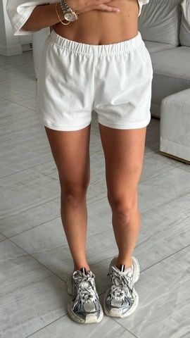 Шорти кулір-велюр жіночі короткі з рибаною молочні